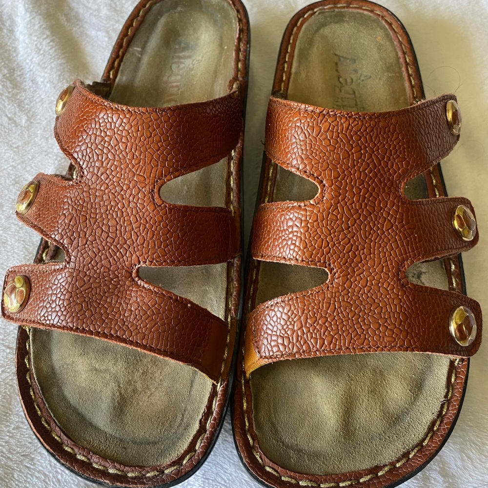 Brown Textured Slide Sandals